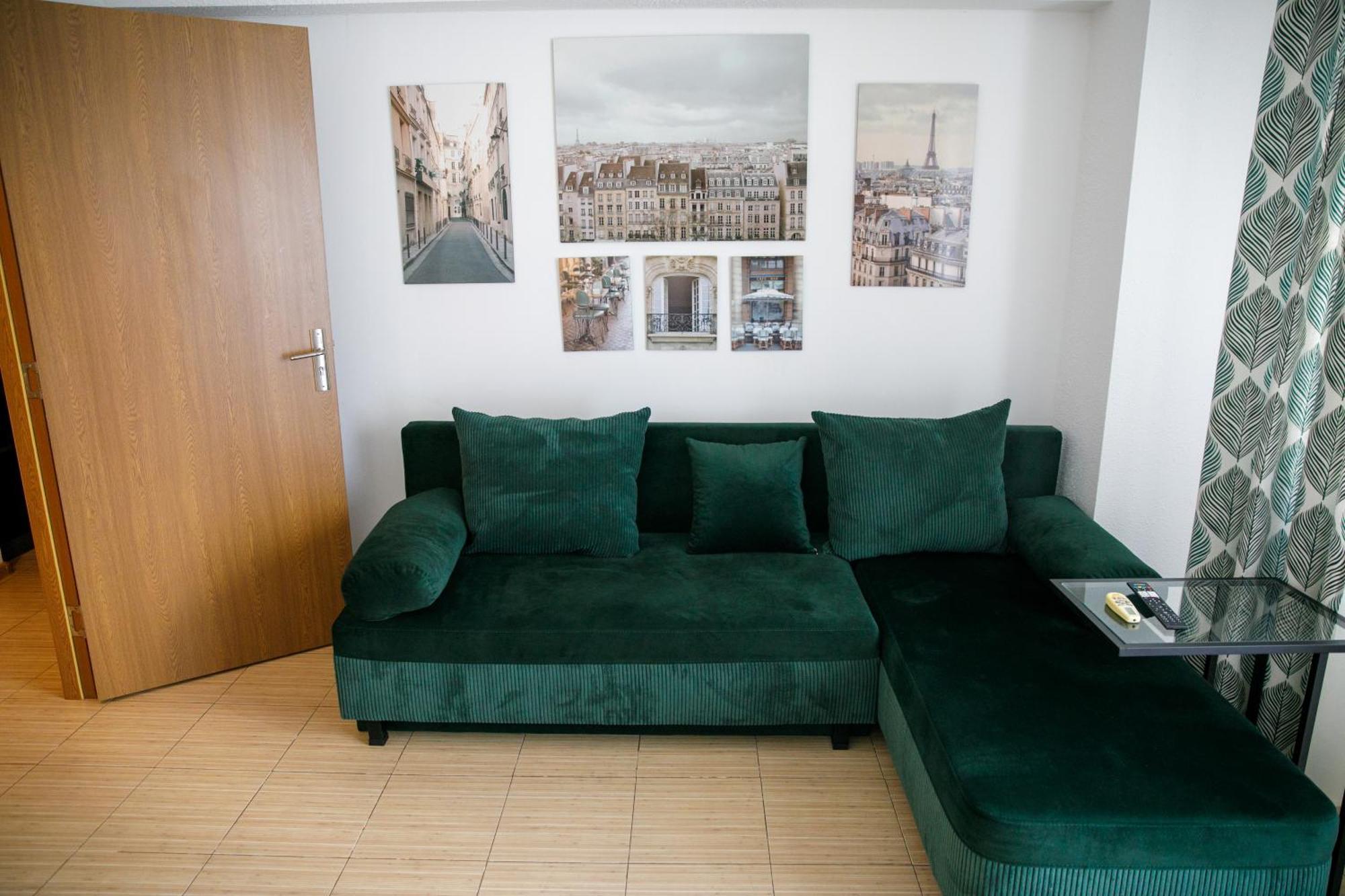Color Apartments Corneliu Coposu No3 Bucharest Exterior photo