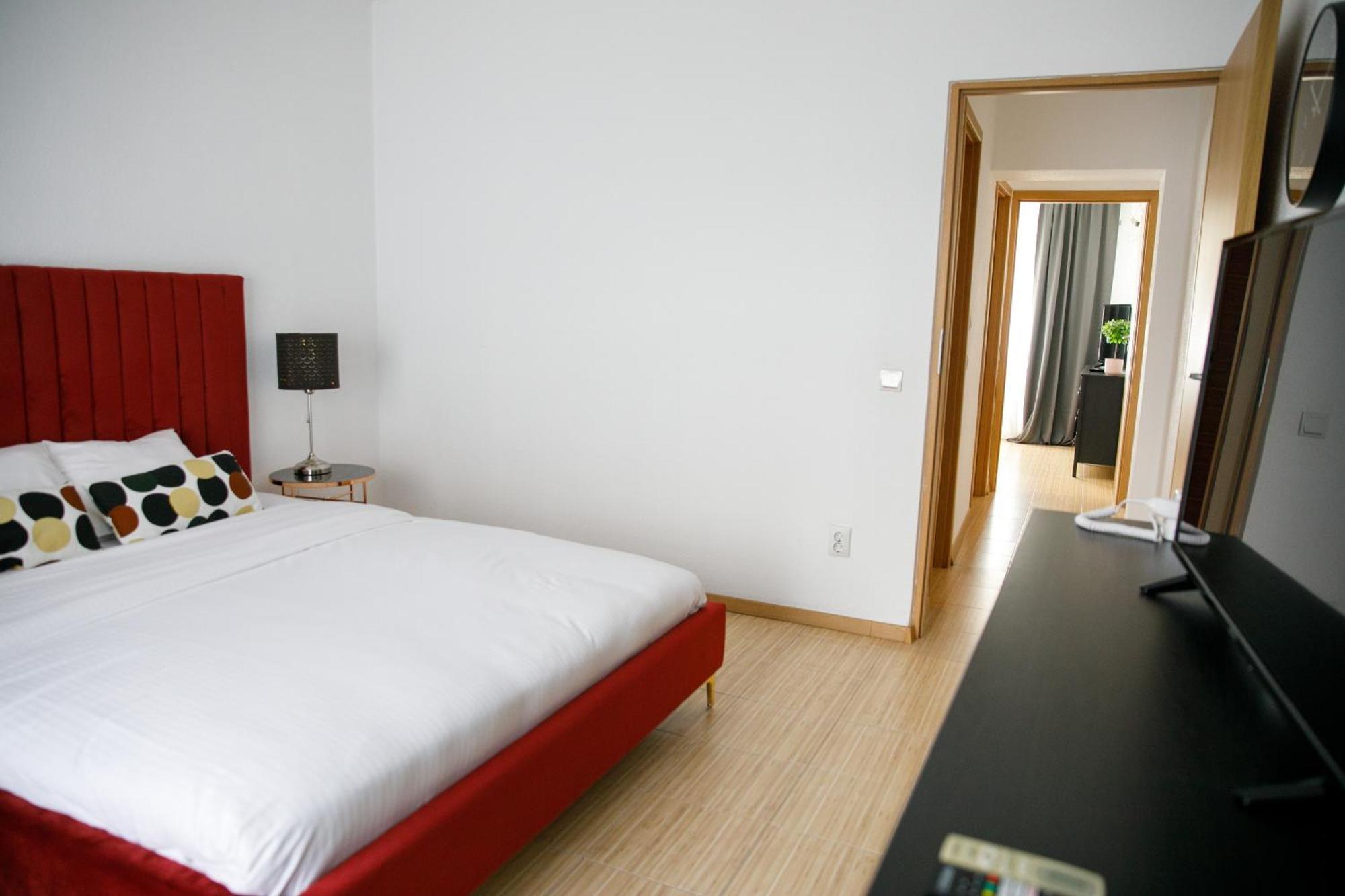 Color Apartments Corneliu Coposu No3 Bucharest Exterior photo