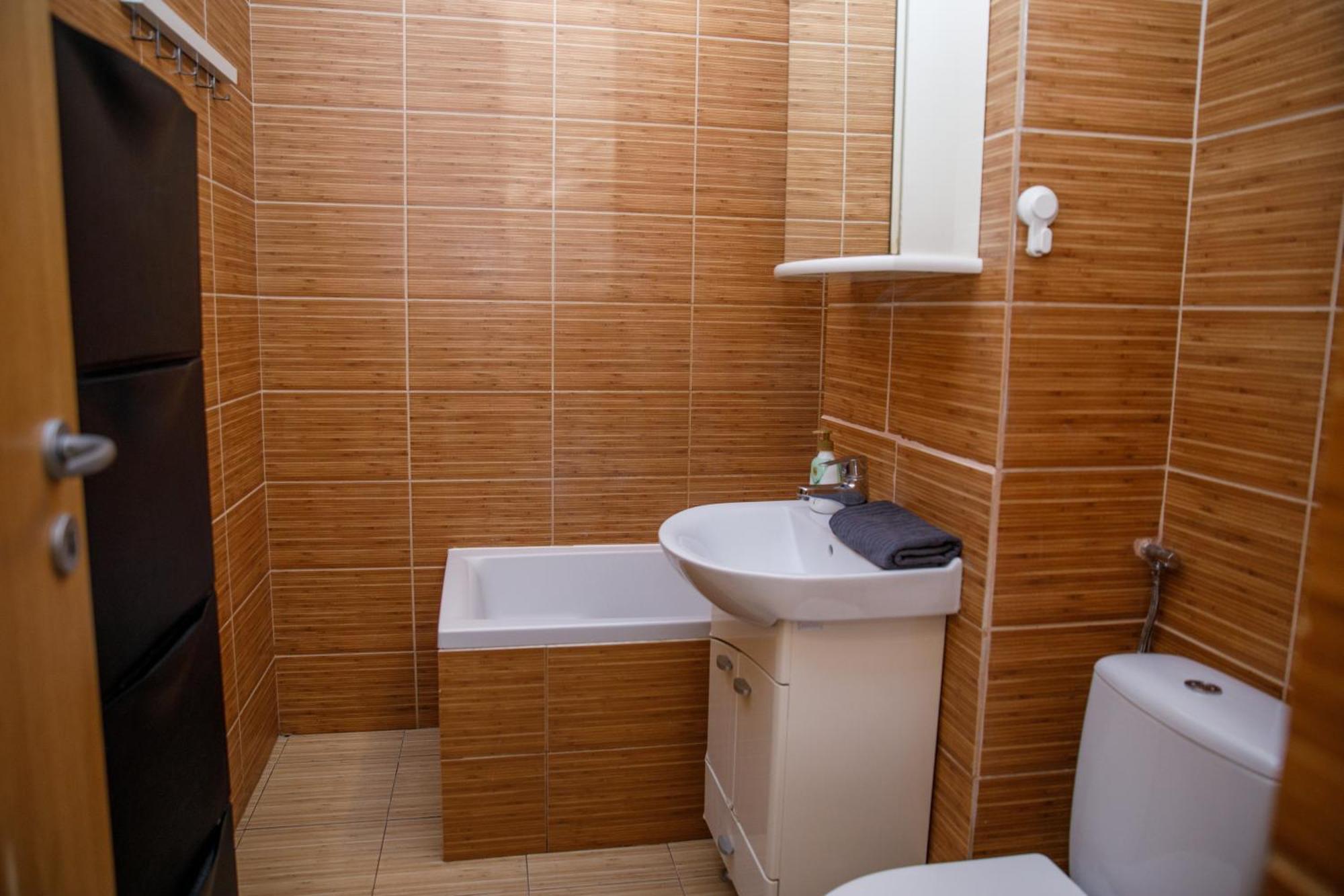 Color Apartments Corneliu Coposu No3 Bucharest Exterior photo