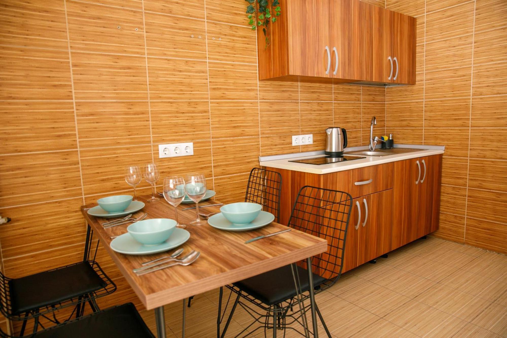 Color Apartments Corneliu Coposu No3 Bucharest Exterior photo