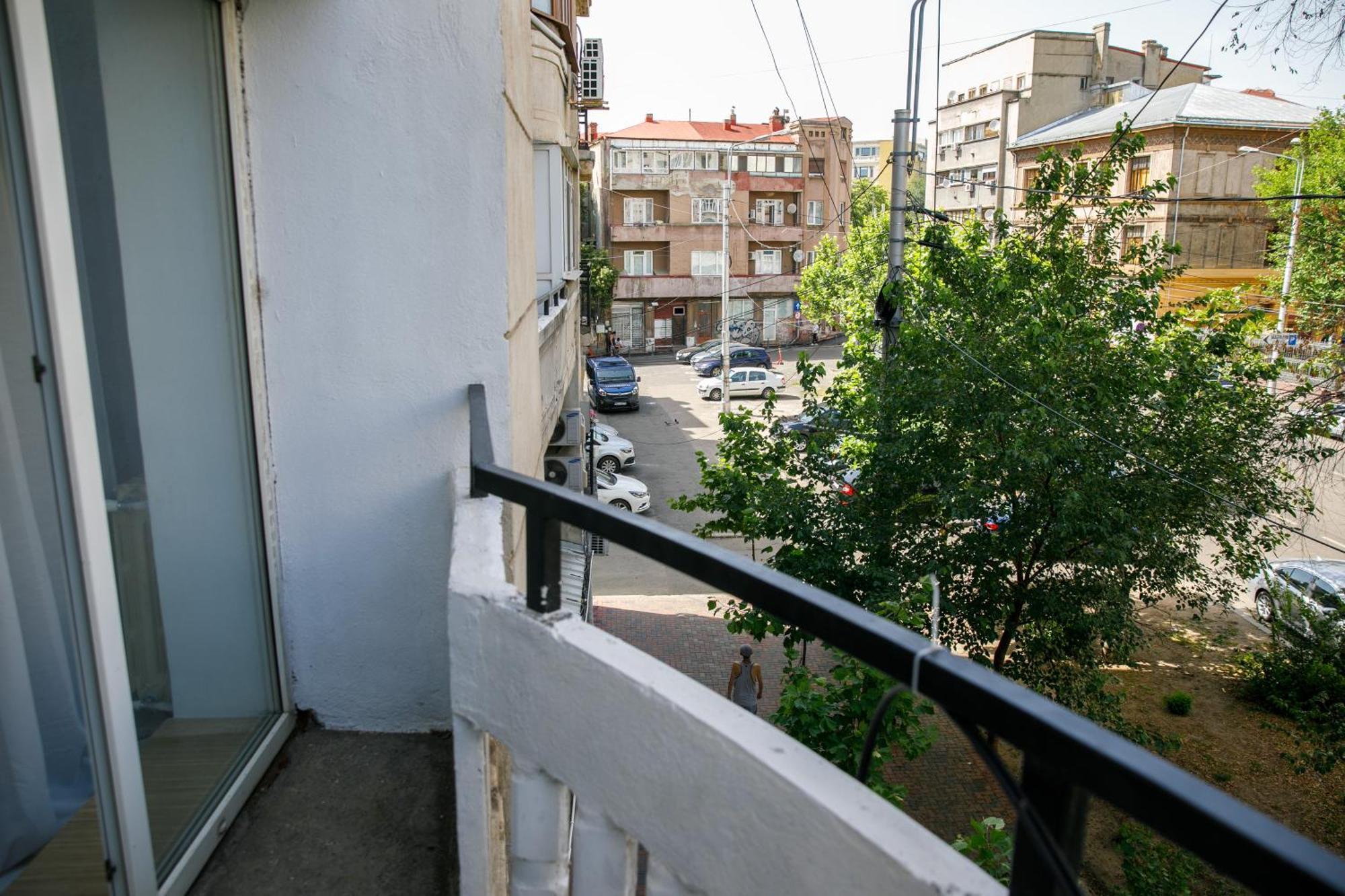 Color Apartments Corneliu Coposu No3 Bucharest Exterior photo
